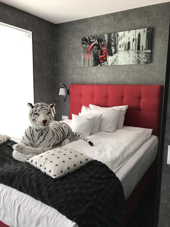 Axel Boutique Jacuzzi & Sauna Dziwnów 外观 照片
